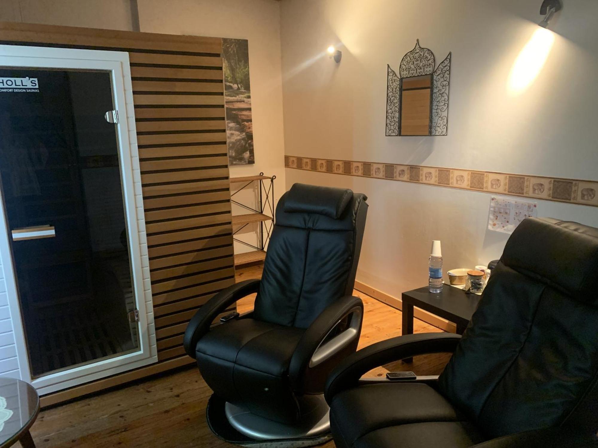 Le Clos Des Tilleuls D Day Home, Chambres D'Hotes, Suite Avec Sauna Privatif, Suite Avec Balneotherapie Privative, En Supplement Option Spa Bain A Remous La Vendelée Kamer foto